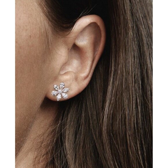 Pandora Sparkling Herbarium Cluster Stud Earrings - Picture 7 of 7